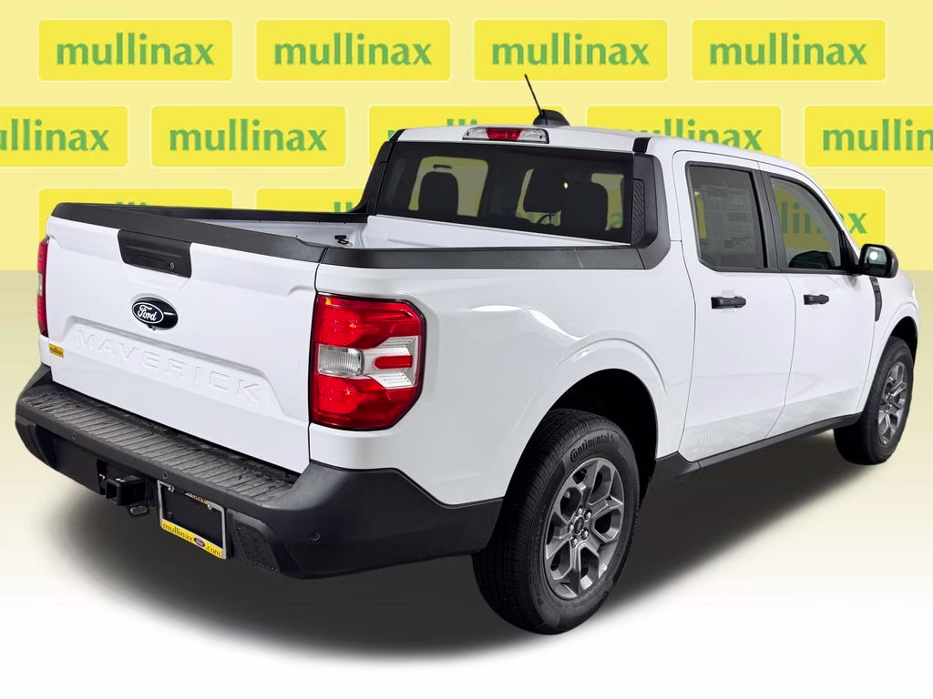 2026 Oxford White Ford Maverick XLT FWD Truck