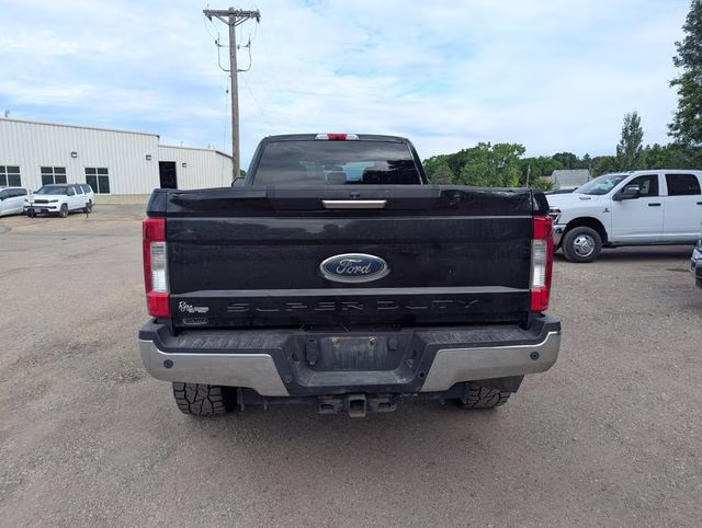 2017 Shadow Black Ford Super Duty F-250 SRW XLT 4X4 Truck