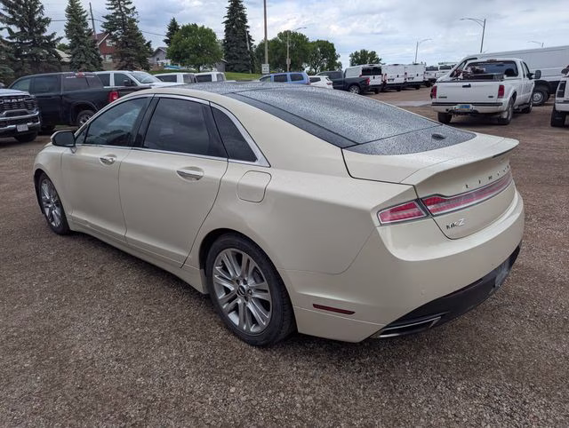 2016 Platinum Dune Metallic Tri-Coat Lincoln MKZ Reserve FWD Sedan