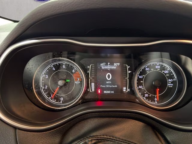 2019 Bright White Clearcoat Jeep Cherokee Latitude Plus 4X4 SUV