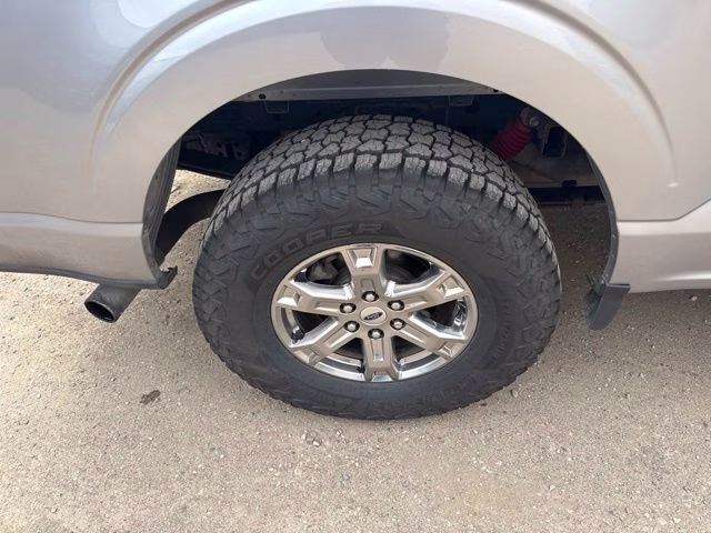 2022 Silver Ford F-150 XLT 4X4 Truck