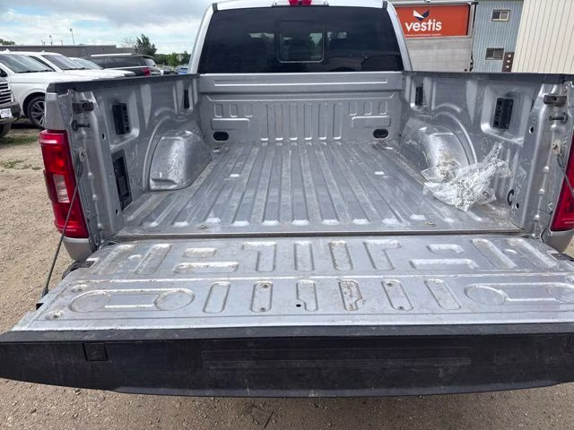 2022 Silver Ford F-150 XLT 4X4 Truck