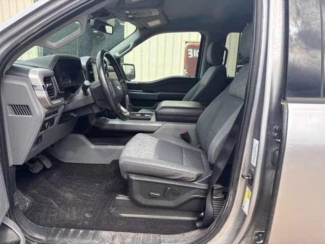 2022 Silver Ford F-150 XLT 4X4 Truck