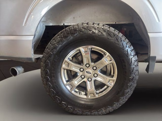 2022 Silver Metallic Ford F-150 XLT 4X4 Truck