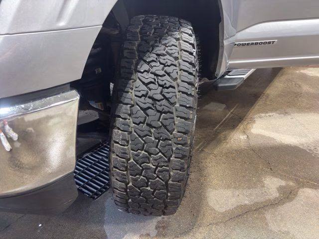 2022 Silver Metallic Ford F-150 XLT 4X4 Truck