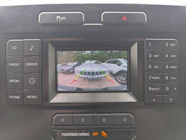 2016 Oxford White Ford F-150 XLT 4X4 Truck