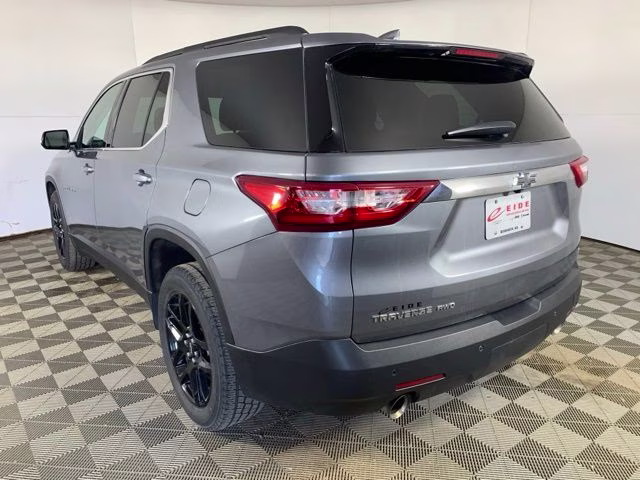 2020 Satin Steel Metallic Chevrolet Traverse LT AWD SUV