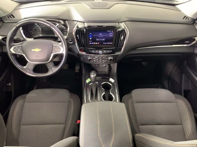 2020 Satin Steel Metallic Chevrolet Traverse LT AWD SUV