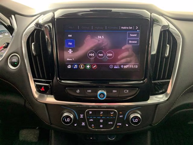 2020 Satin Steel Metallic Chevrolet Traverse LT AWD SUV