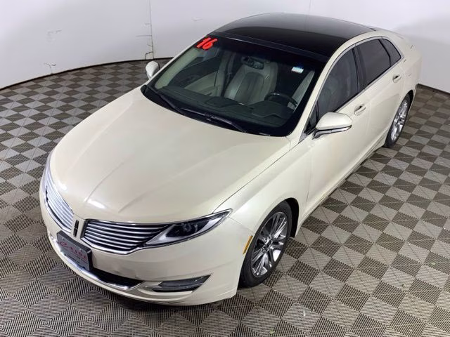 2016 Platinum Dune Metallic Tri-Coat Lincoln MKZ Reserve FWD Sedan