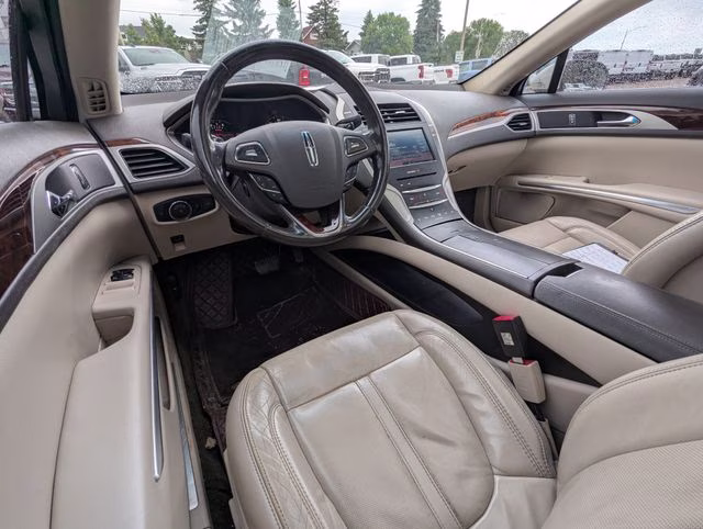 2016 Platinum Dune Metallic Tri-Coat Lincoln MKZ Reserve FWD Sedan