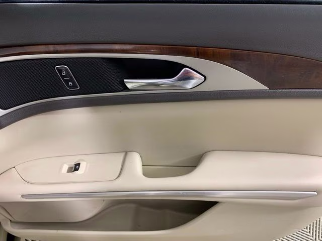 2016 Platinum Dune Metallic Tri-Coat Lincoln MKZ Reserve FWD Sedan
