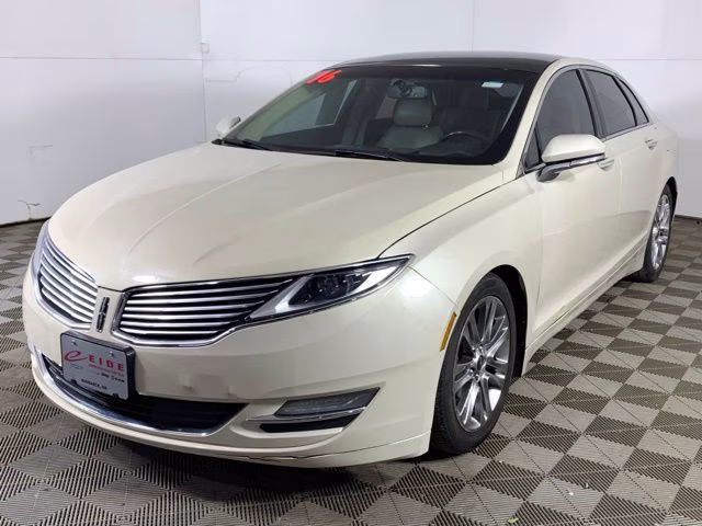 2016 Platinum Dune Metallic Tri-Coat Lincoln MKZ Reserve FWD Sedan
