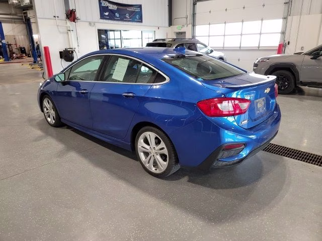 2017 Kinetic Blue Metallic Chevrolet Cruze Premier FWD Sedan