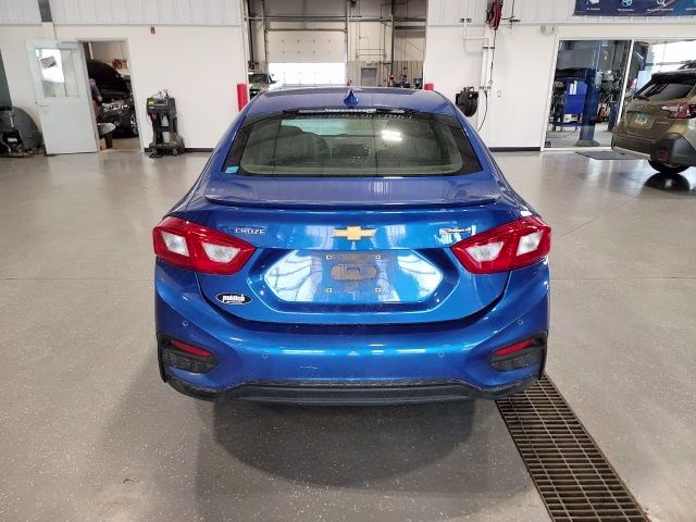 2017 Kinetic Blue Metallic Chevrolet Cruze Premier FWD Sedan