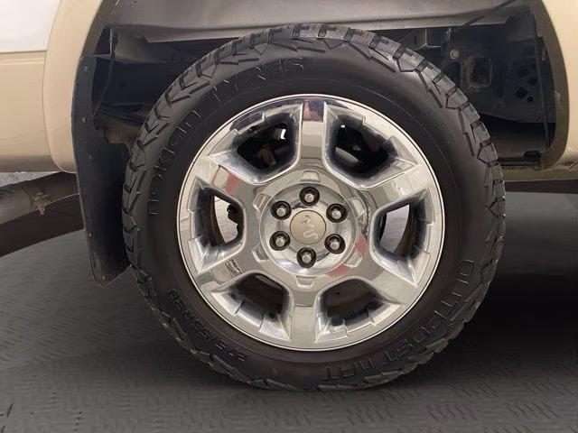 2013 Oxford White Ford F-150 King Ranch 4X4 Truck