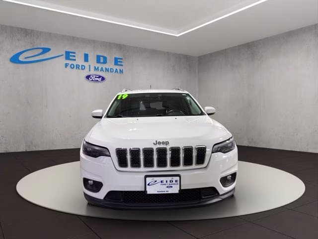 2019 Bright White Clearcoat Jeep Cherokee Latitude Plus 4X4 SUV
