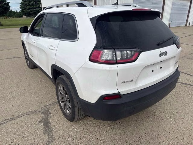 2019 Bright White Clearcoat Jeep Cherokee Latitude Plus 4X4 SUV