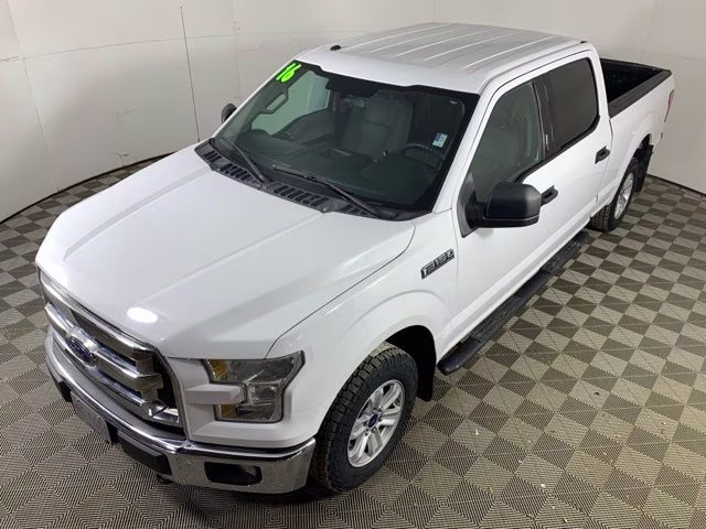 2016 Oxford White Ford F-150 XLT 4X4 Truck