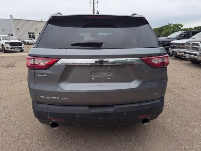 2020 Satin Steel Metallic Chevrolet Traverse LT AWD SUV