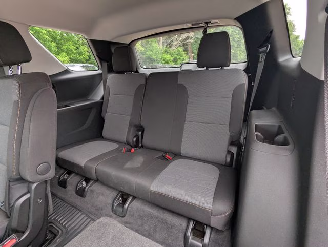 2020 Satin Steel Metallic Chevrolet Traverse LT AWD SUV