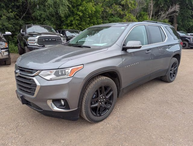 2020 Satin Steel Metallic Chevrolet Traverse LT AWD SUV