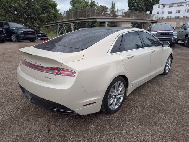 2016 Platinum Dune Metallic Tri-Coat Lincoln MKZ Reserve FWD Sedan