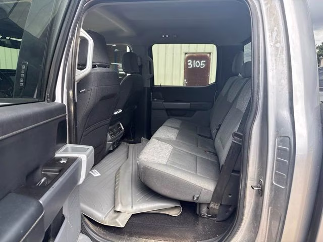 2022 Silver Ford F-150 XLT 4X4 Truck