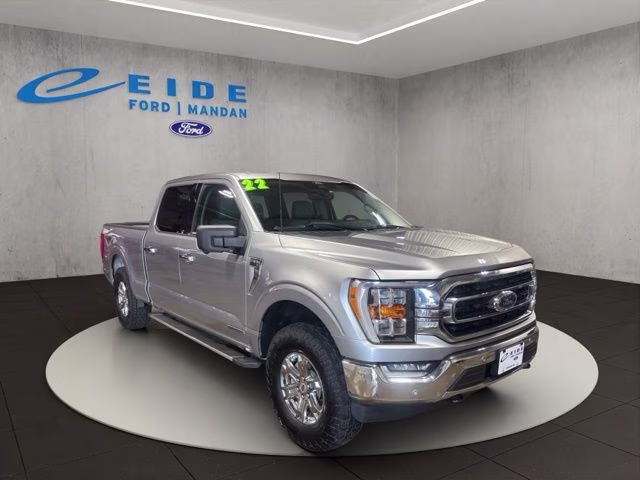 2022 Silver Metallic Ford F-150 XLT 4X4 Truck