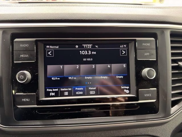 2021 Silver Volkswagen Atlas 2.0T S AWD SUV