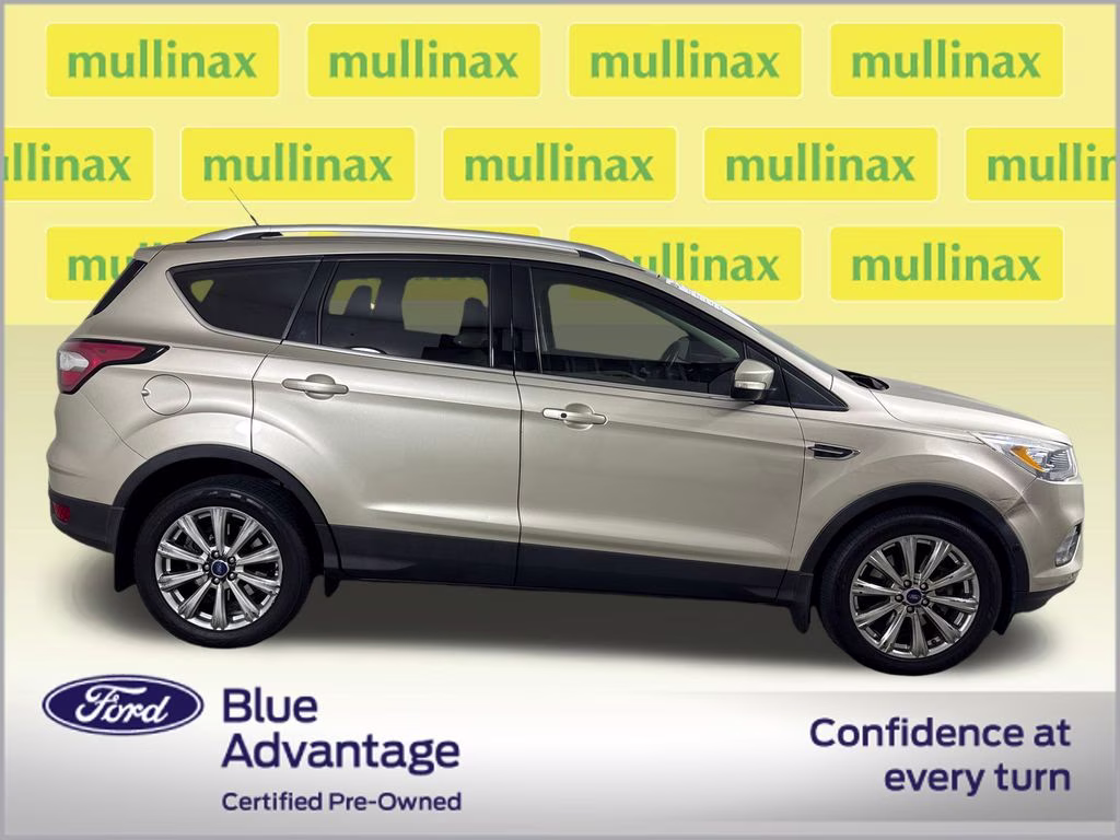 2018 White Gold Ford Escape Titanium FWD SUV
