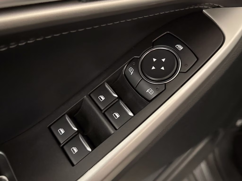2023 Gray Metallic Ford Explorer XLT RWD SUV