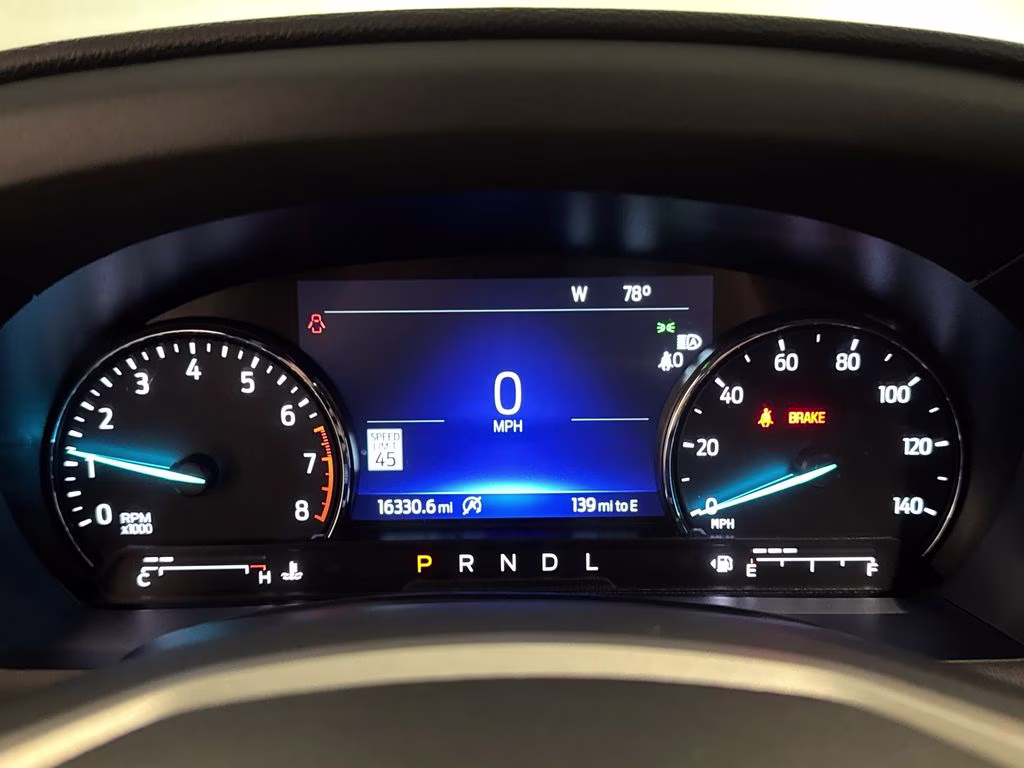 2023 Gray Metallic Ford Explorer XLT RWD SUV