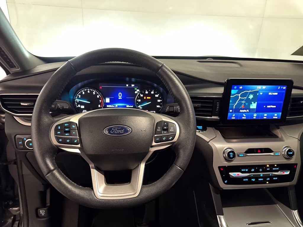 2023 Gray Metallic Ford Explorer XLT RWD SUV