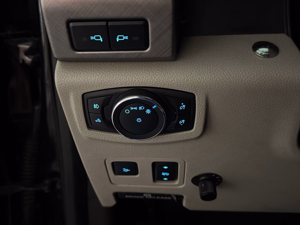 2018 Shadow Black Ford Super Duty F-250 SRW Limited 4X4 Truck