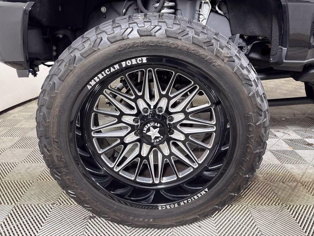 2025 Agate Black Metallic Ford Super Duty F-250 SRW Platinum 4X4 Truck