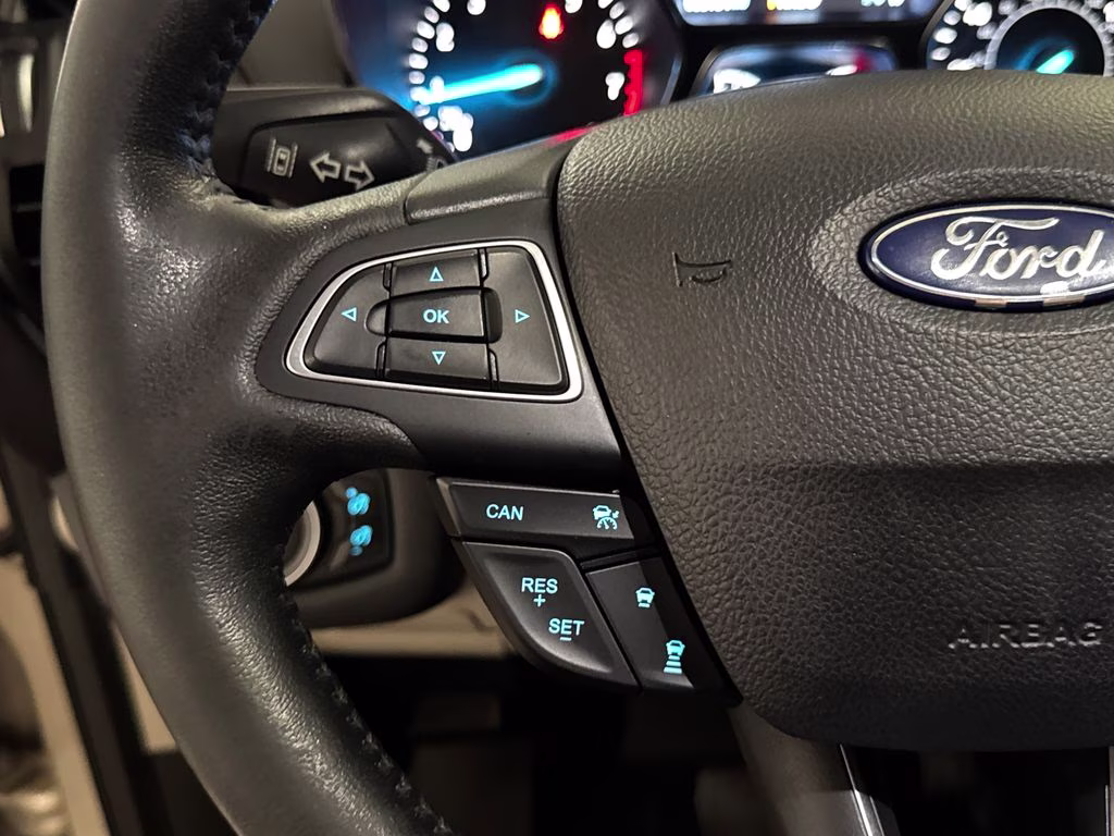 2018 White Gold Ford Escape Titanium FWD SUV