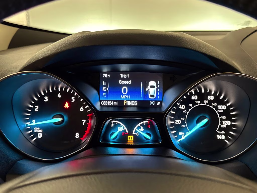 2018 White Gold Ford Escape Titanium FWD SUV