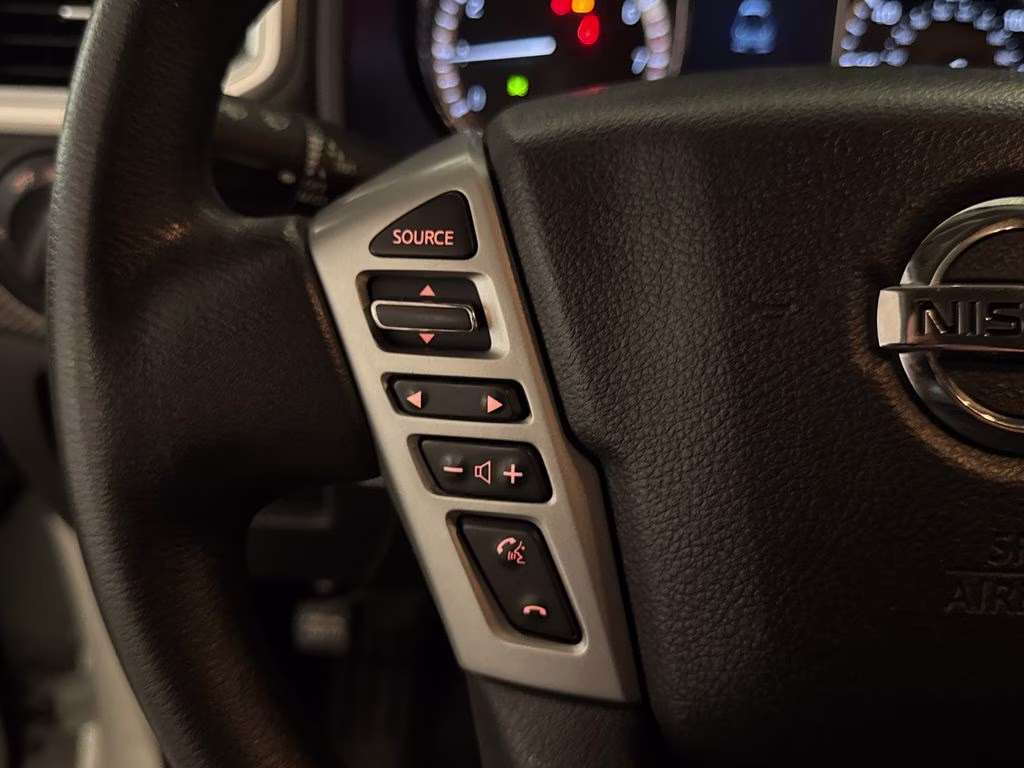 2017 Glacier White Nissan Titan SV 4X4 Truck