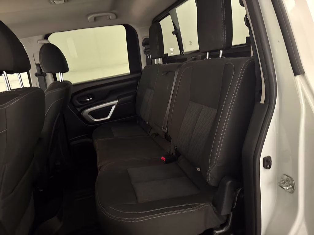 2017 Glacier White Nissan Titan SV 4X4 Truck