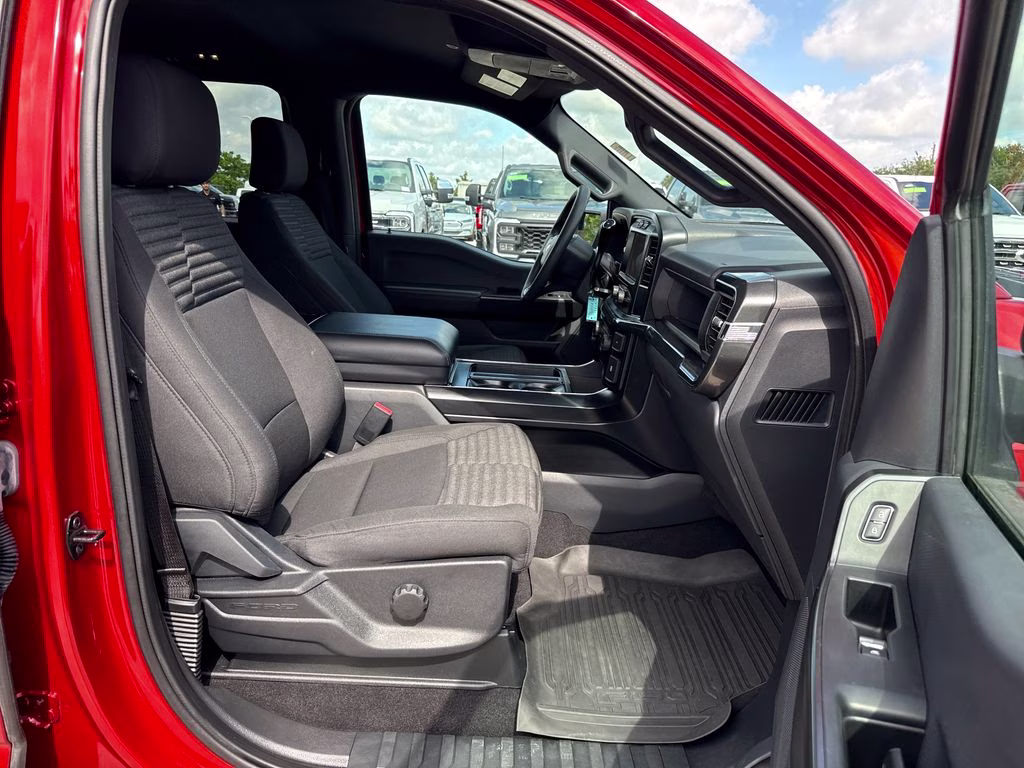 2023 Hot Pepper Red Metallic Tinted Clearcoat Ford F-150 STX RWD Truck
