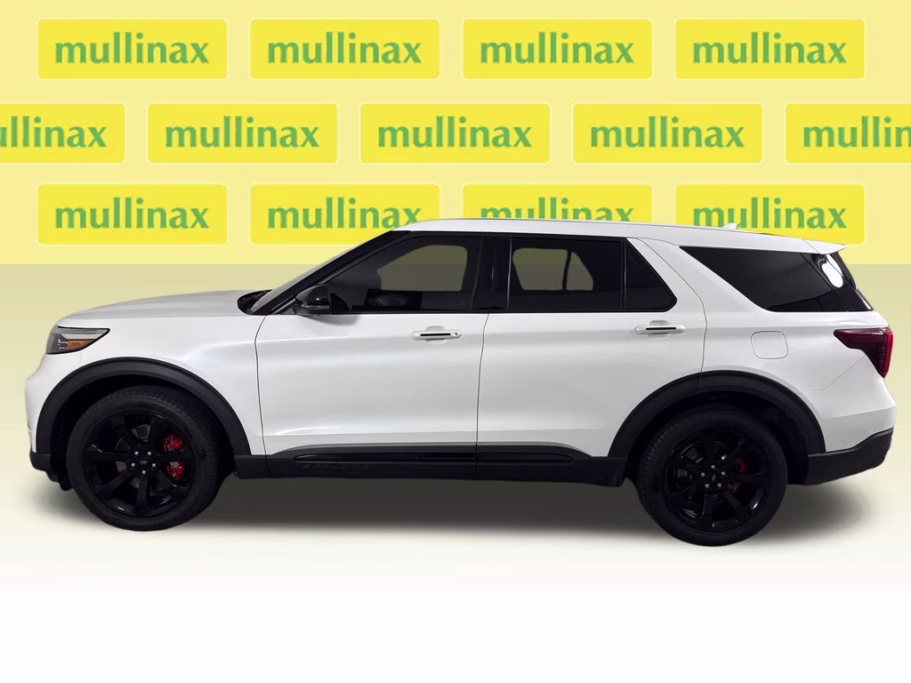 2022 Star White Metallic Tri-Coat Ford Explorer ST 4X4 SUV