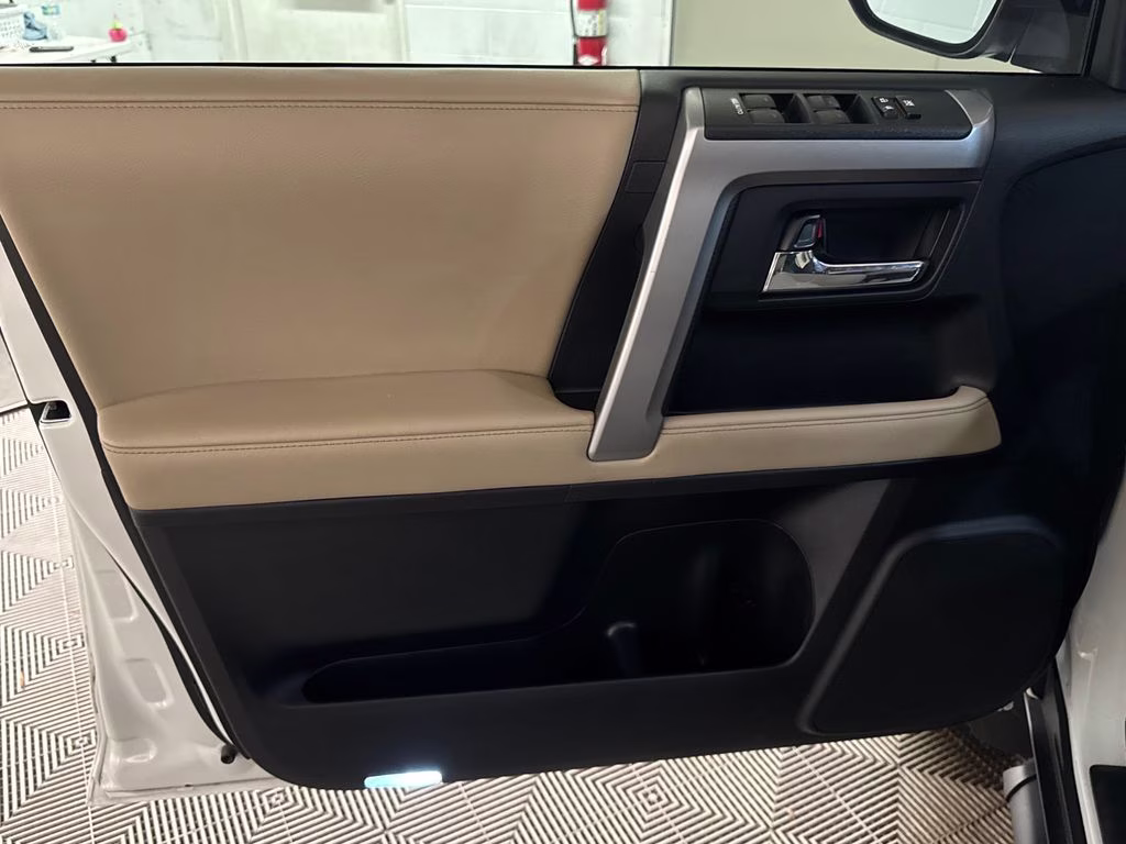 2024 Ice Cap Toyota 4Runner SR5 Premium 4X4 SUV