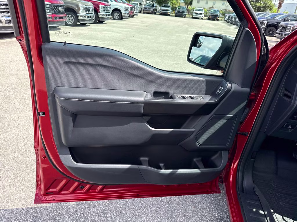 2023 Hot Pepper Red Metallic Tinted Clearcoat Ford F-150 STX RWD Truck
