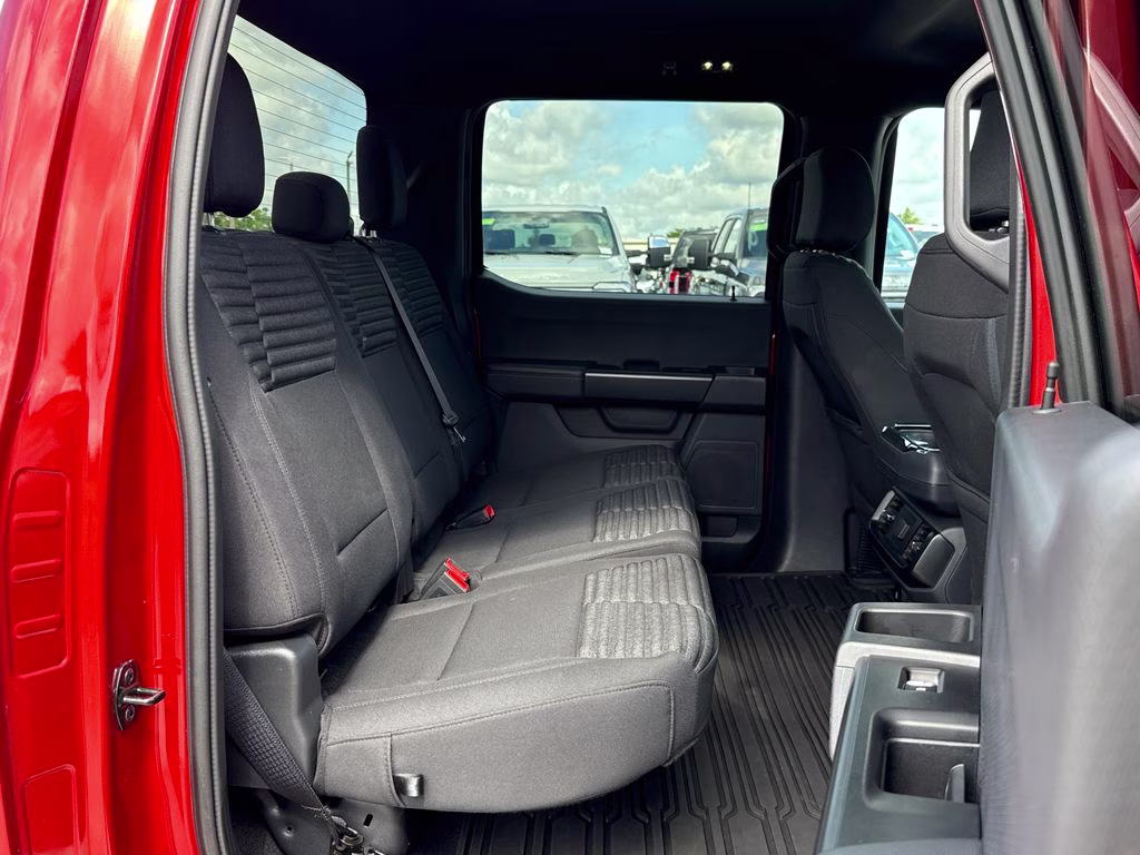 2023 Hot Pepper Red Metallic Tinted Clearcoat Ford F-150 STX RWD Truck