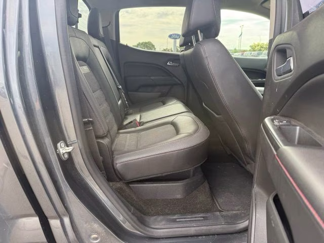 2016 Cyber Gray Metallic GMC Canyon SLE1 4X4 Truck