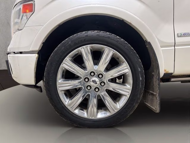 2014 White Platinum Metallic Tri-Coat Ford F-150 Limited 4X4 Truck