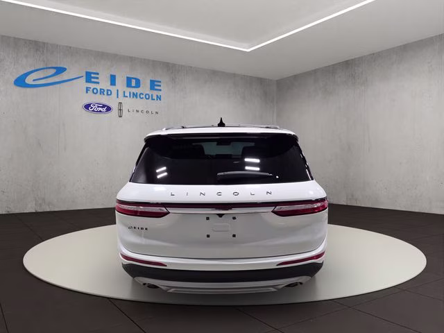 2023 Pristine White Metallic Tri-Coat Lincoln Corsair Reserve AWD SUV