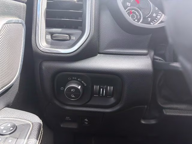 2019 Billet Silver Metallic Ram 1500 Laramie 4X4 Truck