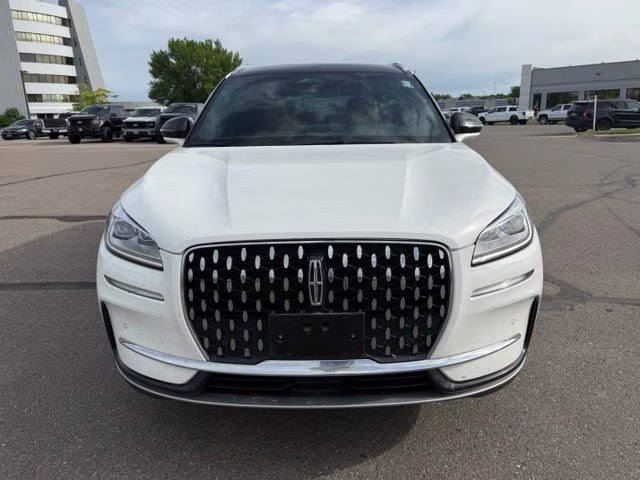 2023 Pristine White Metallic Tri-Coat Lincoln Corsair Reserve AWD SUV